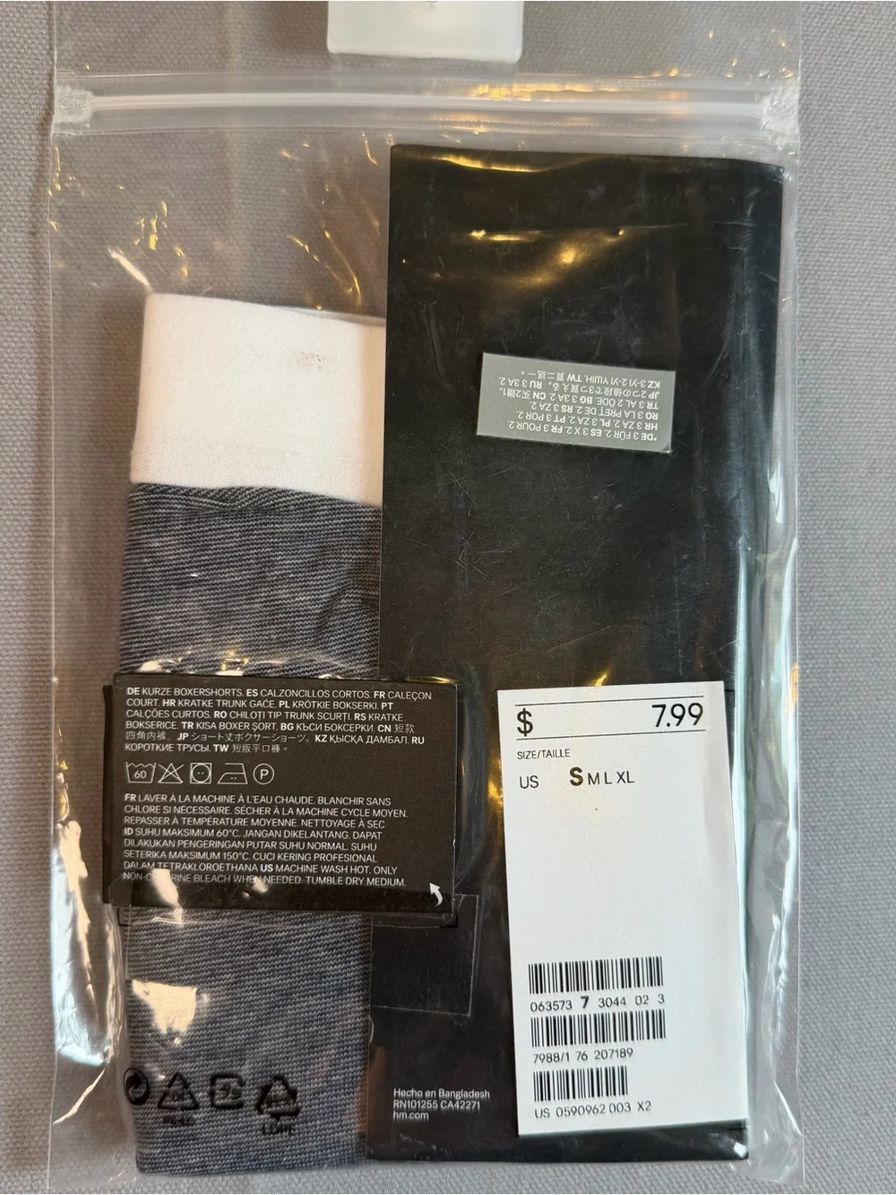 H&M Men’s szS (28-30in) Short Trunks Boxer Briefs in Gray with White Waistband